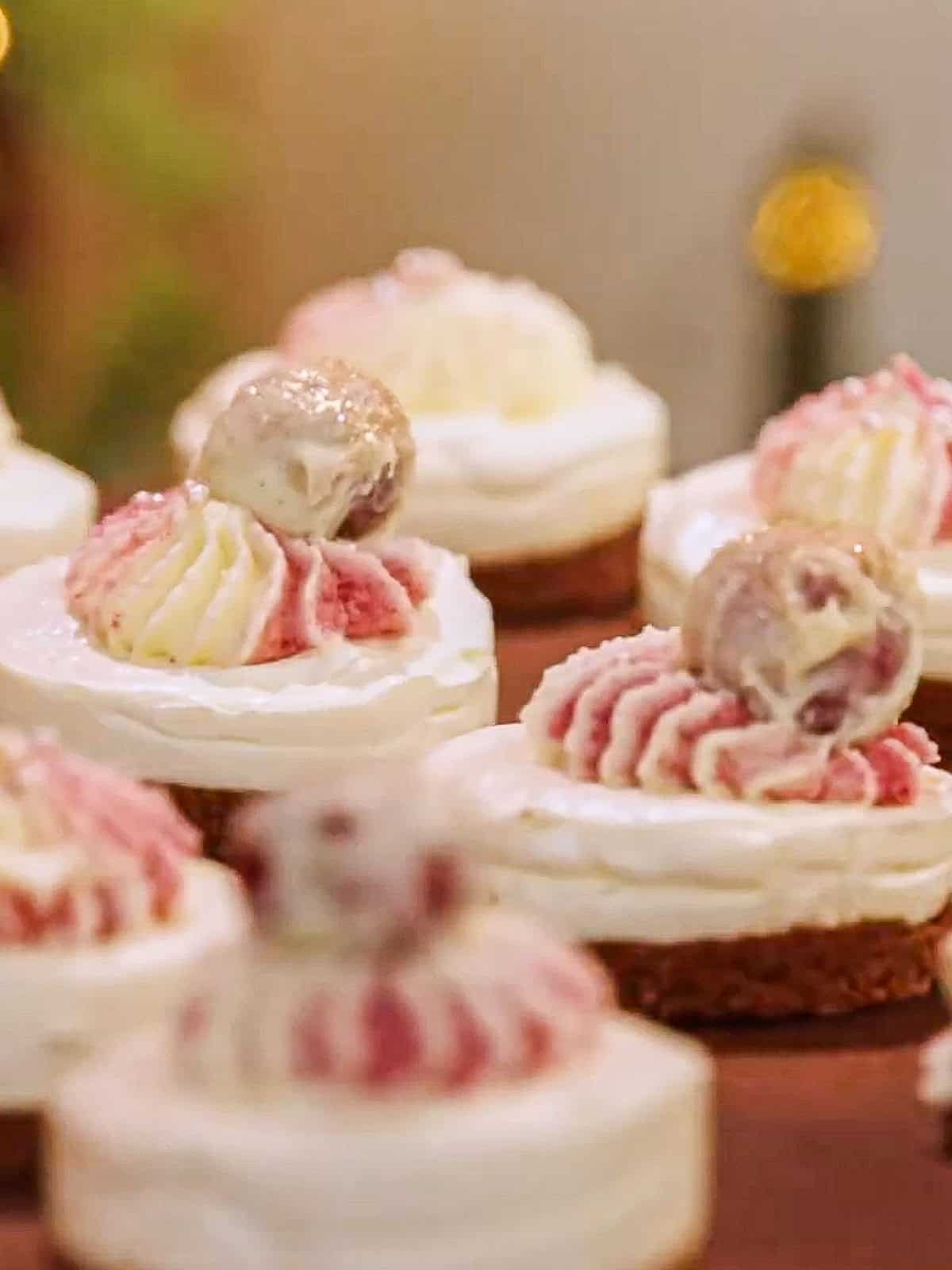 Mini cheesecakes in a Biscoff cookie crust for Hallmark Channel.