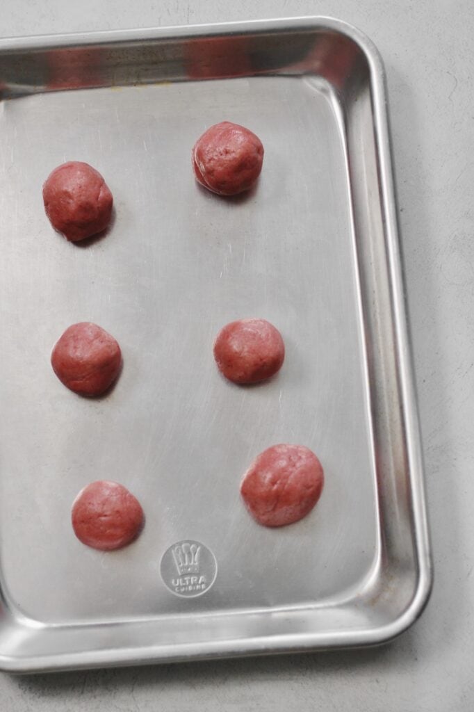 dough balls for pink sugar cookies