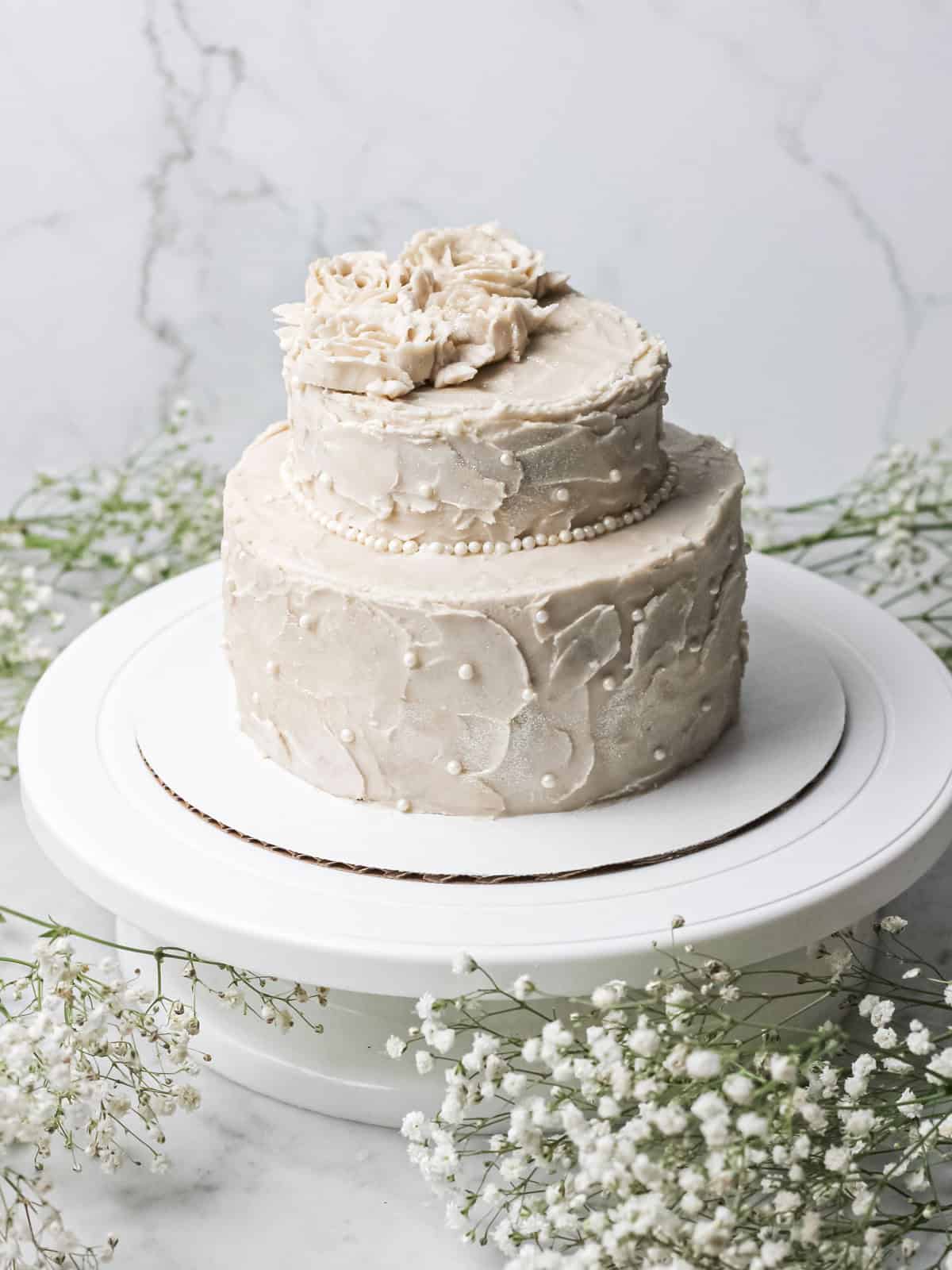 A mini wedding cake.